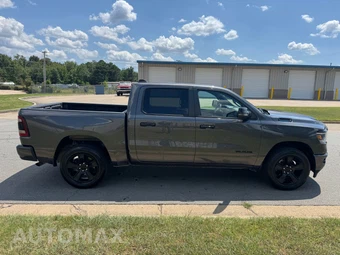 2023 Ram 1500 Big Horn Crew Cab Short Bed - miniatura 5