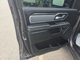 2023 Ram 1500 Big Horn Crew Cab Short Bed - miniatura 15