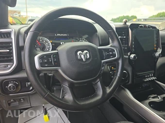 2023 Ram 1500 Big Horn Crew Cab Short Bed - miniatura 16