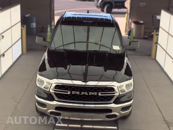 2023 Ram 1500 Big Horn Crew Cab Short Bed - miniatura 2