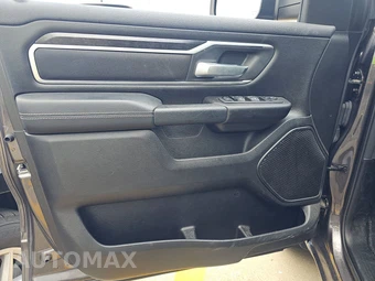 2023 Ram 1500 Big Horn Crew Cab Short Bed - miniatura 9