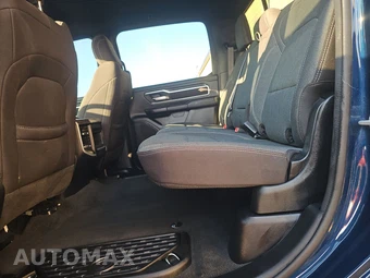 2023 Ram 1500 Big Horn Crew Cab Short Bed - miniatura 13