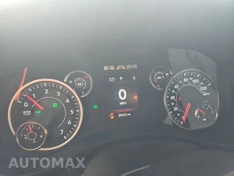 2023 Ram 1500 Big Horn Crew Cab Short Bed - miniatura 12