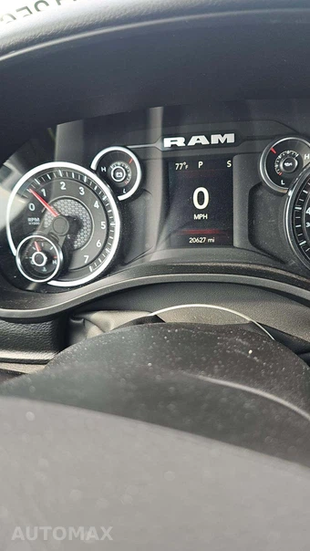 2023 Ram 1500 Big Horn Crew Cab Short Bed - miniatura 18
