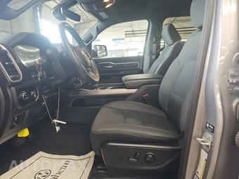 2023 Ram 1500 Big Horn Crew Cab Short Bed - miniatura 7