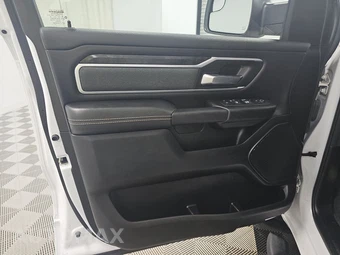 2023 Ram 1500 Big Horn Crew Cab Short Bed - miniatura 9