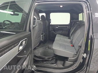 2023 Ram 1500 Big Horn Crew Cab Short Bed - miniatura 13