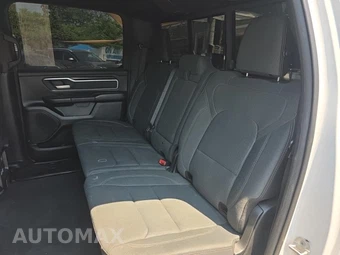 2023 Ram 1500 Big Horn Crew Cab Short Bed - miniatura 16