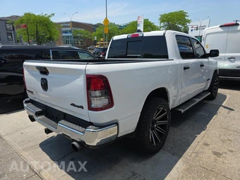 2023 Ram 1500 Big Horn Crew Cab Short Bed - miniatura 4