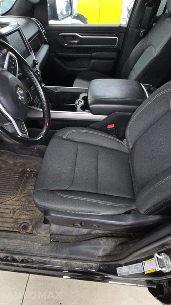 2023 Ram 1500 Big Horn Crew Cab Short Bed - miniatura 23