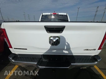2023 Ram 1500 Big Horn Crew Cab Short Bed - miniatura 5