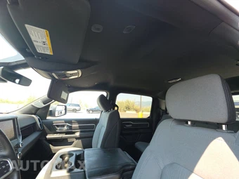 2023 Ram 1500 Big Horn Crew Cab Short Bed - miniatura 19