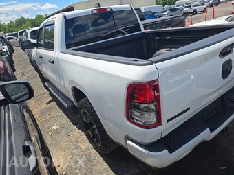 2023 Ram 1500 Big Horn Crew Cab Short Bed - miniatura 6