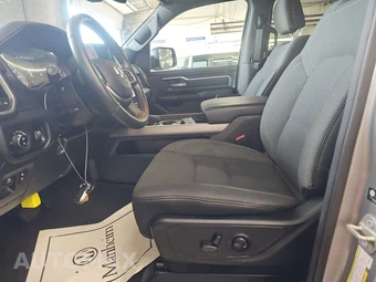 2023 Ram 1500 Big Horn Crew Cab Short Bed - miniatura 7