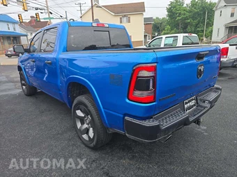 2023 Ram 1500 Big Horn Crew Cab Short Bed - miniatura 2
