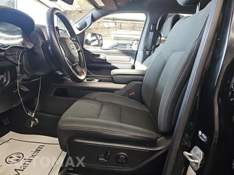 2023 Ram 1500 Big Horn Crew Cab Short Bed - miniatura 7