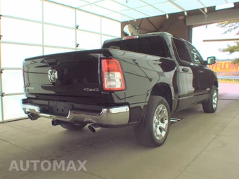 2023 Ram 1500 Big Horn Crew Cab Short Bed - miniatura 4