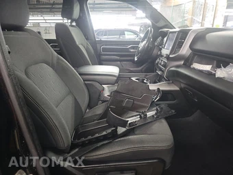 2023 Ram 1500 Big Horn Crew Cab Short Bed - miniatura 8