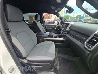 2023 Ram 1500 Big Horn Crew Cab Short Bed - miniatura 18