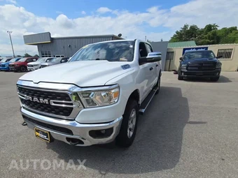 2023 Ram 1500 Big Horn Crew Cab Short Bed - samochód z USA z aukcji Manheim, oferta Kup Teraz w AUTOMAX