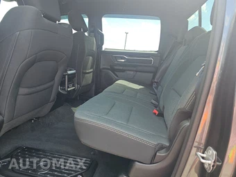 2023 Ram 1500 Big Horn Crew Cab Short Bed - miniatura 13