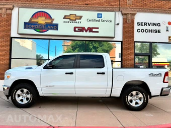 2023 Ram 1500 Big Horn Crew Cab Short Bed - miniatura 3
