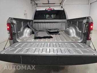 2023 Ram 1500 Big Horn Crew Cab Short Bed - miniatura 16