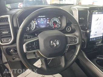 2023 Ram 1500 Big Horn Crew Cab Short Bed - miniatura 10