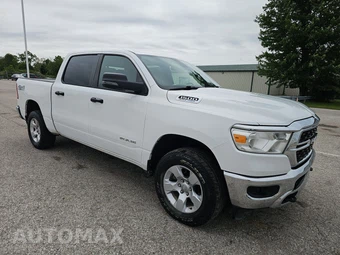 2023 Ram 1500 Big Horn Crew Cab Short Bed - miniatura 3
