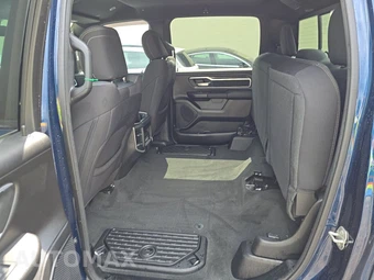 2023 Ram 1500 Big Horn Crew Cab Short Bed - miniatura 13