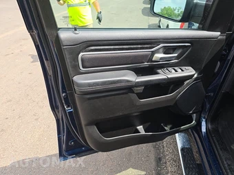 2023 Ram 1500 Big Horn Crew Cab Short Bed - miniatura 9