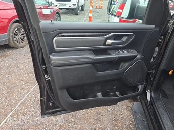 2023 Ram 1500 Big Horn Crew Cab Short Bed - miniatura 9