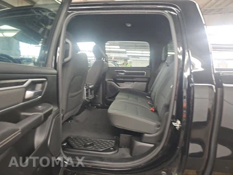 2023 Ram 1500 Big Horn Crew Cab Short Bed - miniatura 13