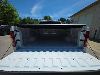 2023 Ram 1500 Big Horn Crew Cab Short Bed - miniatura 11