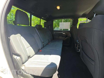 2023 Ram 1500 Big Horn Crew Cab Short Bed - miniatura 13