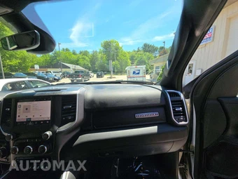 2023 Ram 1500 Big Horn Crew Cab Short Bed - miniatura 16