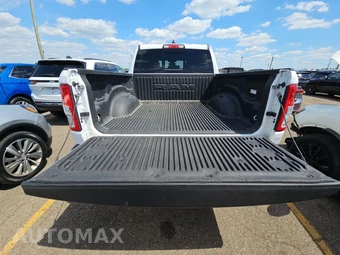 2023 Ram 1500 Big Horn Crew Cab Short Bed - miniatura 16
