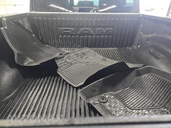 2023 Ram 1500 Big Horn Crew Cab Short Bed - miniatura 10