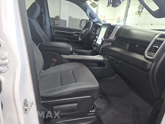 2023 Ram 1500 Big Horn Crew Cab Short Bed - miniatura 2