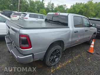 2023 Ram 1500 Big Horn Crew Cab Short Bed - miniatura 4