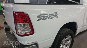 2023 Ram 1500 Big Horn Crew Cab Short Bed - miniatura 28