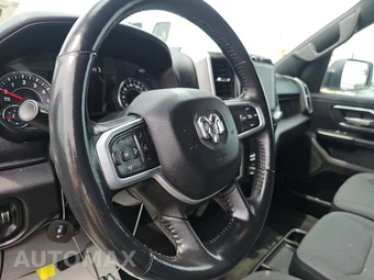 2023 Ram 1500 Big Horn Crew Cab Short Bed - miniatura 10