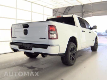 2023 Ram 1500 Big Horn Crew Cab Short Bed - miniatura 4