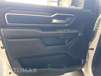 2023 Ram 1500 Big Horn Crew Cab Short Bed - miniatura 9