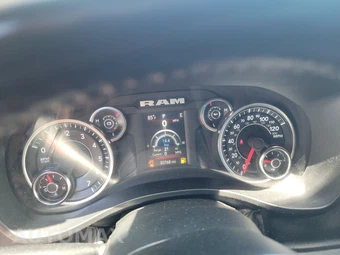 2023 Ram 1500 Big Horn Crew Cab Short Bed - miniatura 12