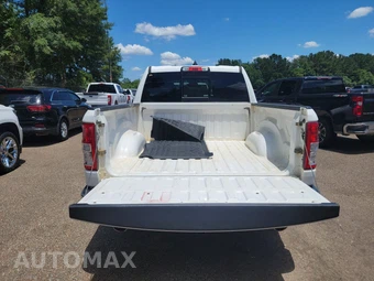 2023 Ram 1500 Big Horn Crew Cab Short Bed - miniatura 16