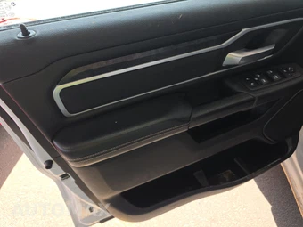 2023 Ram 1500 Big Horn Crew Cab Short Bed - miniatura 9