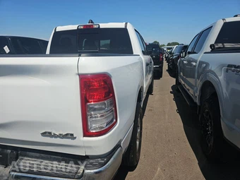 2023 Ram 1500 Big Horn Crew Cab Short Bed - miniatura 4