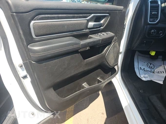 2023 Ram 1500 Big Horn Crew Cab Short Bed - miniatura 9