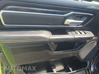 2023 Ram 1500 Big Horn Crew Cab Short Bed - miniatura 9